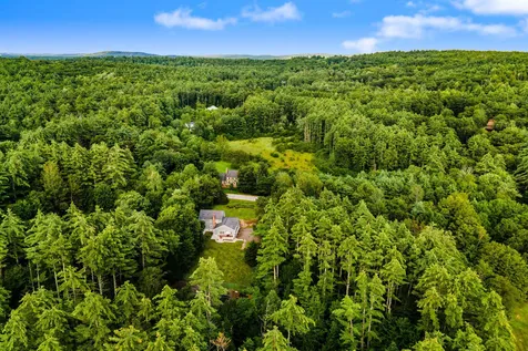 19 Candlewood Drive Amherst NH 03031