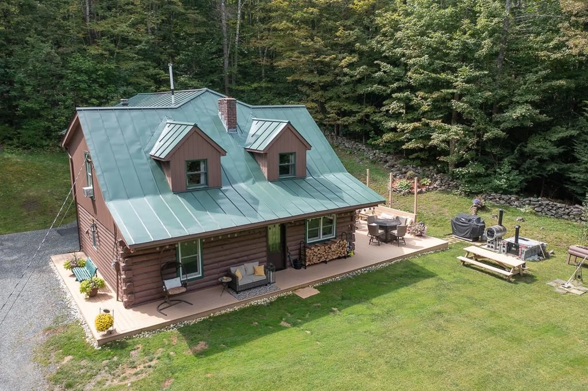 211 Hidden Lane Hartford VT 05001