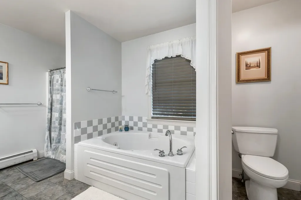 93 Fox Hollow Drive Weare NH 03281