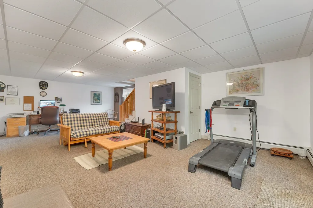 93 Fox Hollow Drive Weare NH 03281