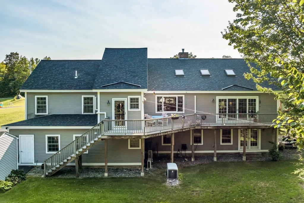 93 Fox Hollow Drive Weare NH 03281