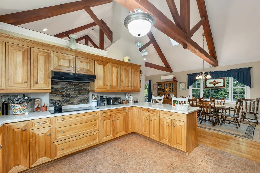 93 Fox Hollow Drive Weare NH 03281