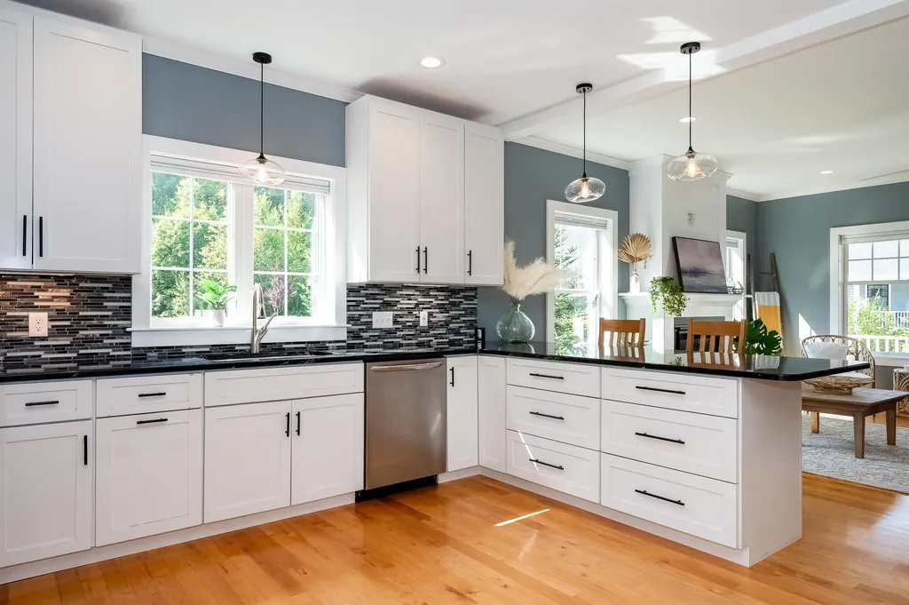 39 Village Drive Eliot ME 03903