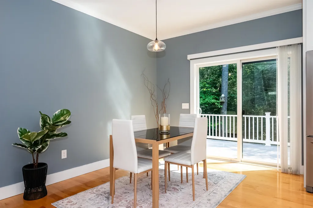 39 Village Drive Eliot ME 03903