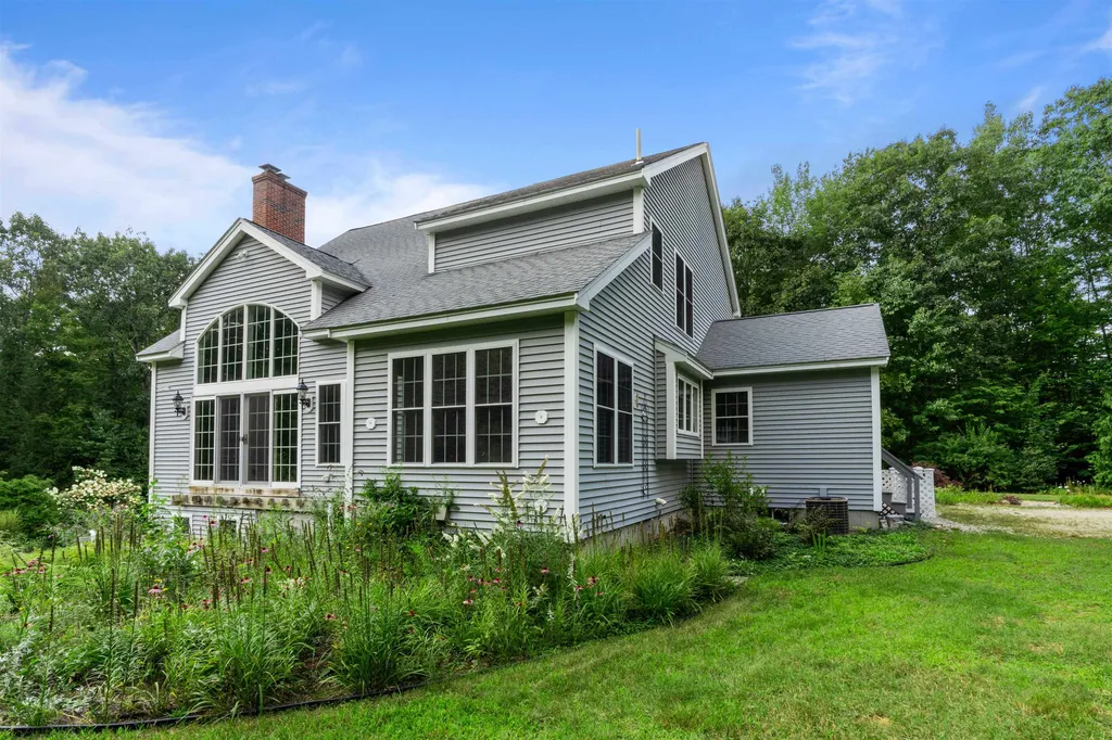 64 Dupaw Gould Road Brookline NH 03033