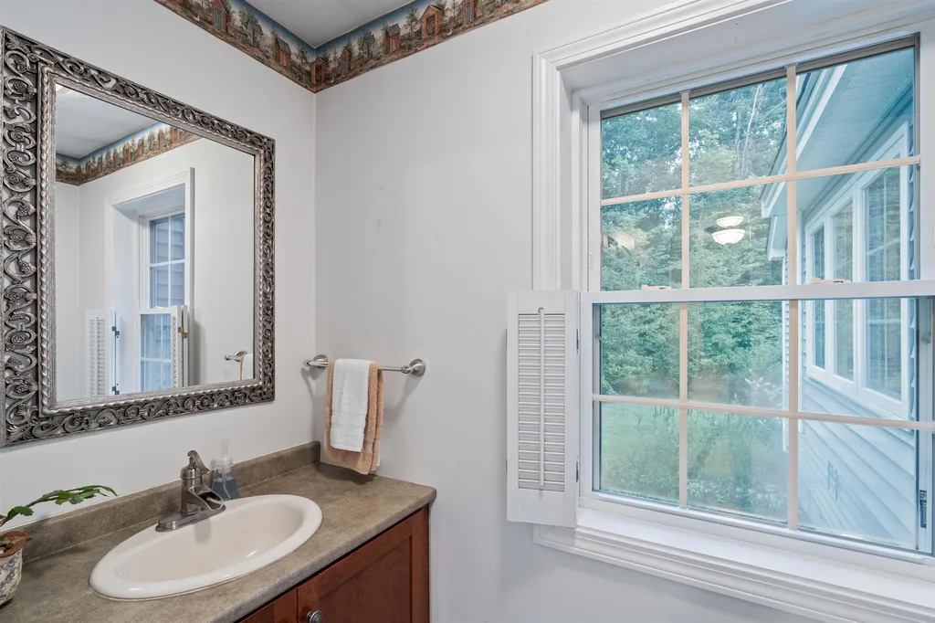 64 Dupaw Gould Road Brookline NH 03033