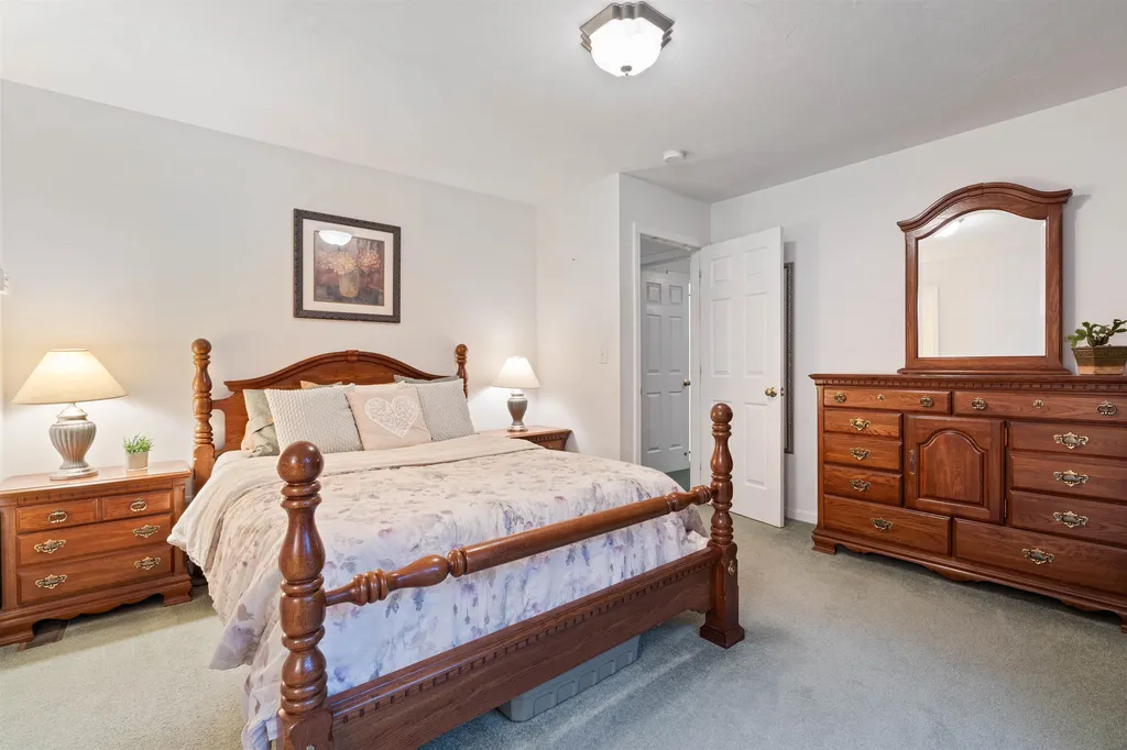 64 Dupaw Gould Road Brookline NH 03033