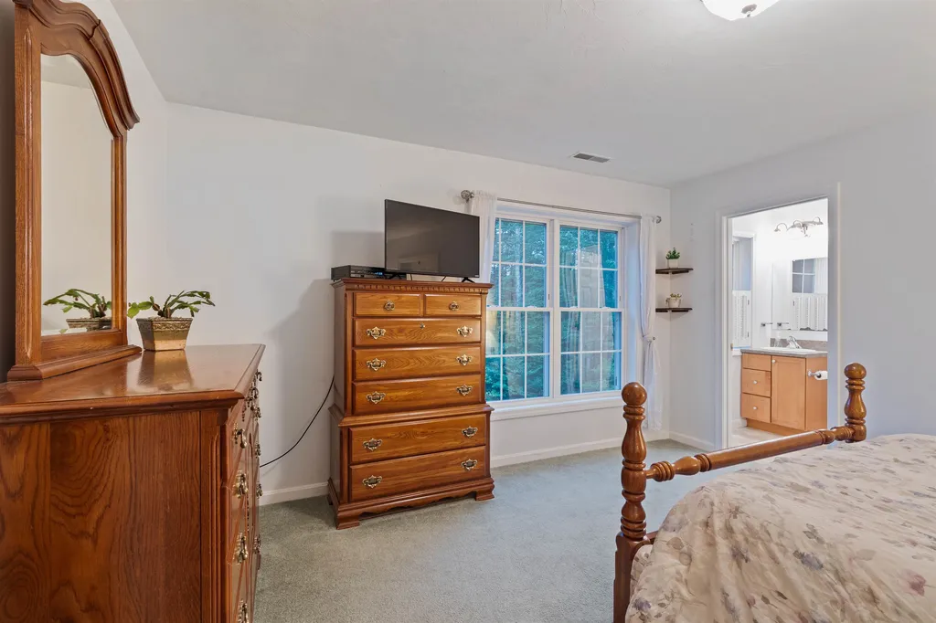 64 Dupaw Gould Road Brookline NH 03033