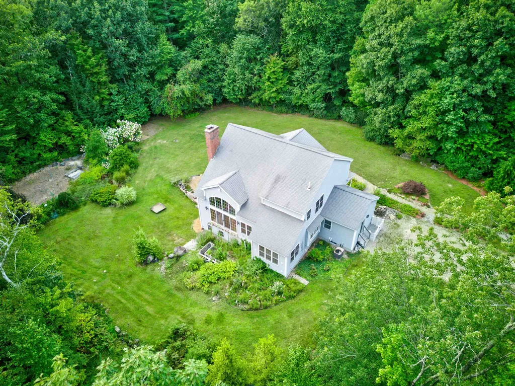 64 Dupaw Gould Road Brookline NH 03033