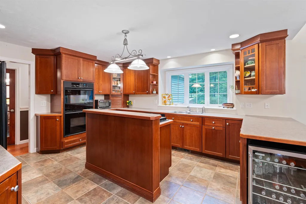 64 Dupaw Gould Road Brookline NH 03033