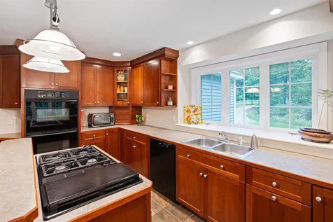 64 Dupaw Gould Road Brookline NH 03033