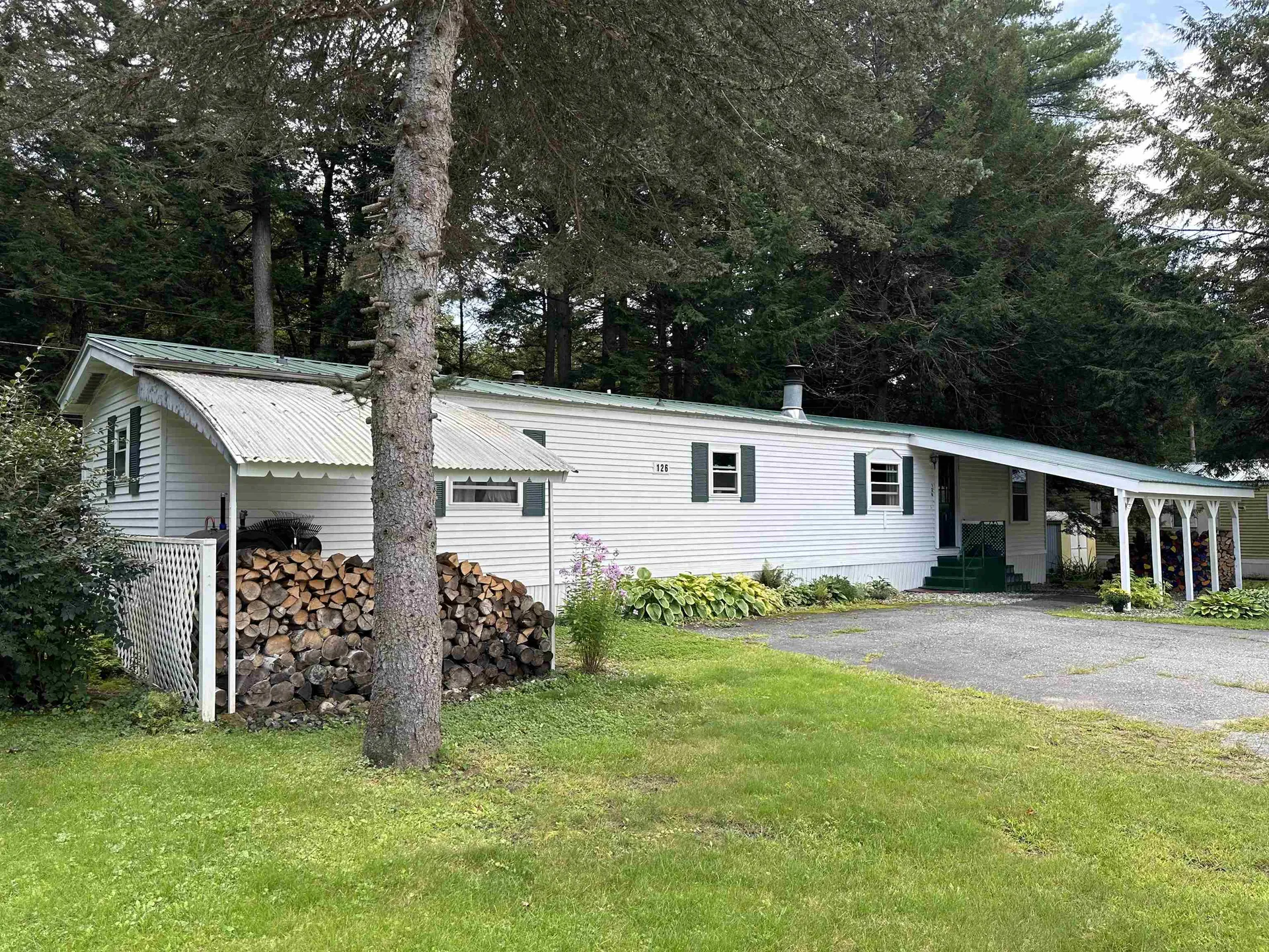 126 Larch Lane Hartford VT 05001