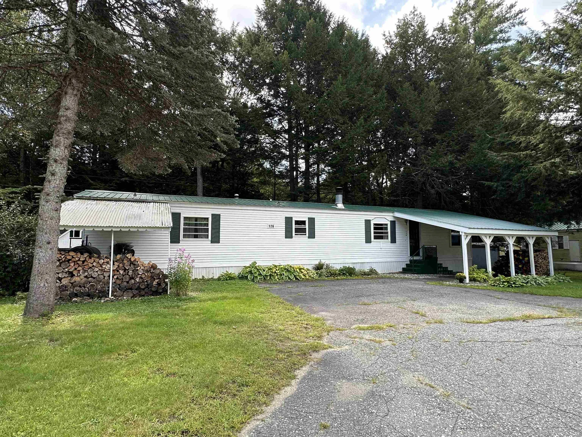 126 Larch Lane Hartford VT 05001