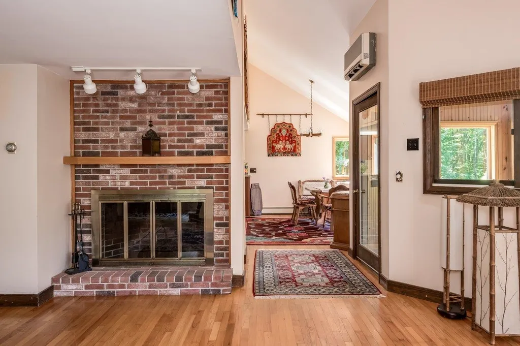 3 Cushing Road Newmarket NH 03857