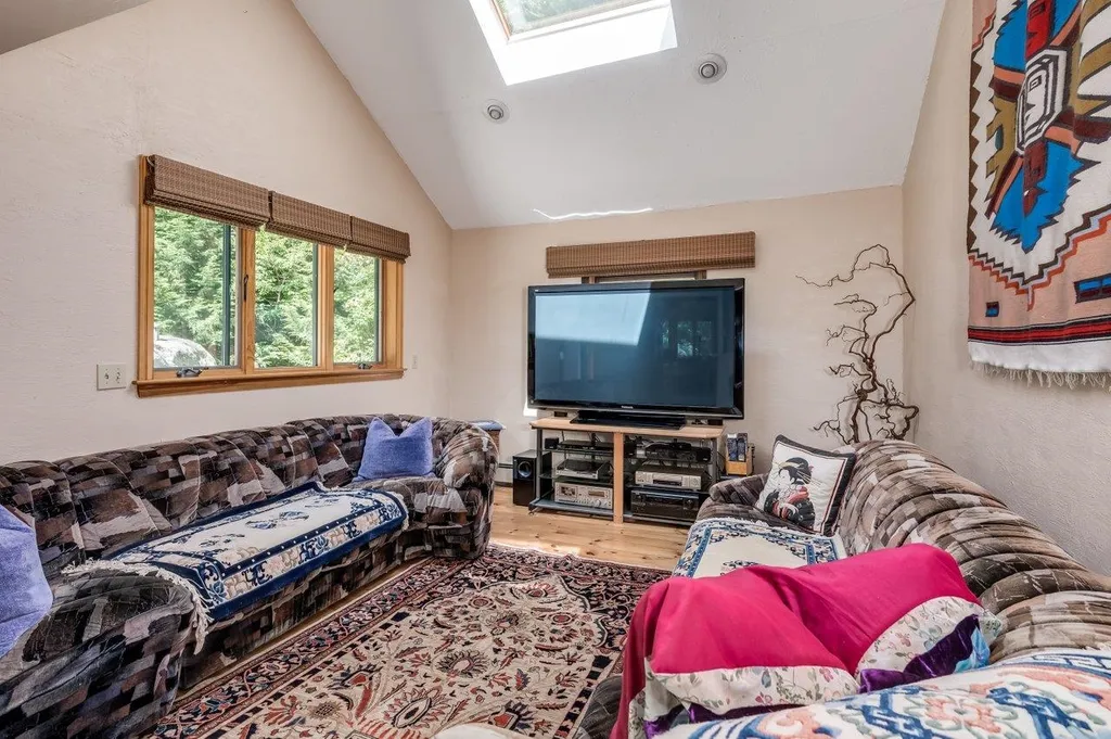 3 Cushing Road Newmarket NH 03857