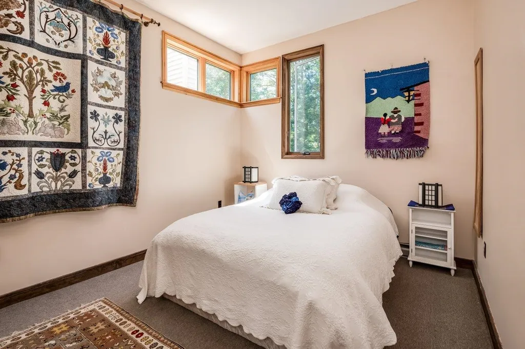 3 Cushing Road Newmarket NH 03857