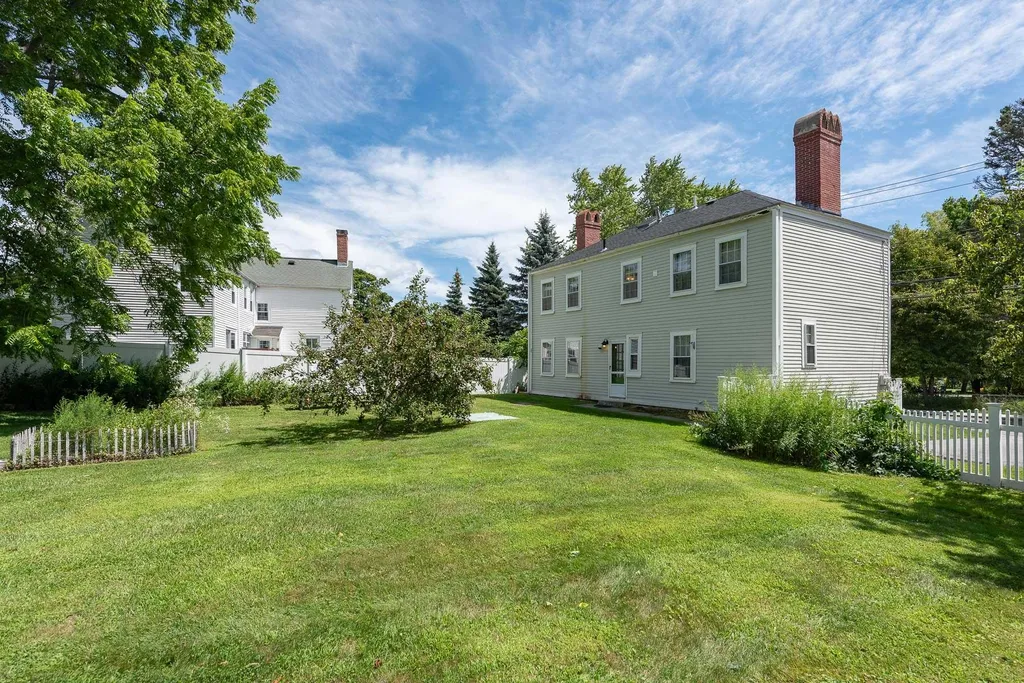233 Dennett Street Portsmouth NH 03801