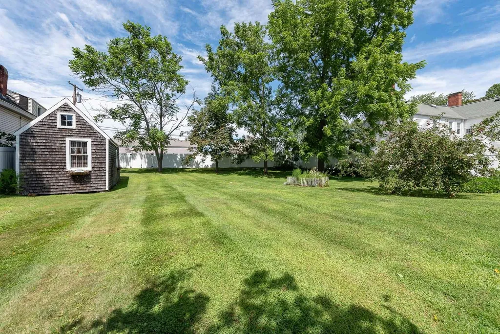 233 Dennett Street Portsmouth NH 03801