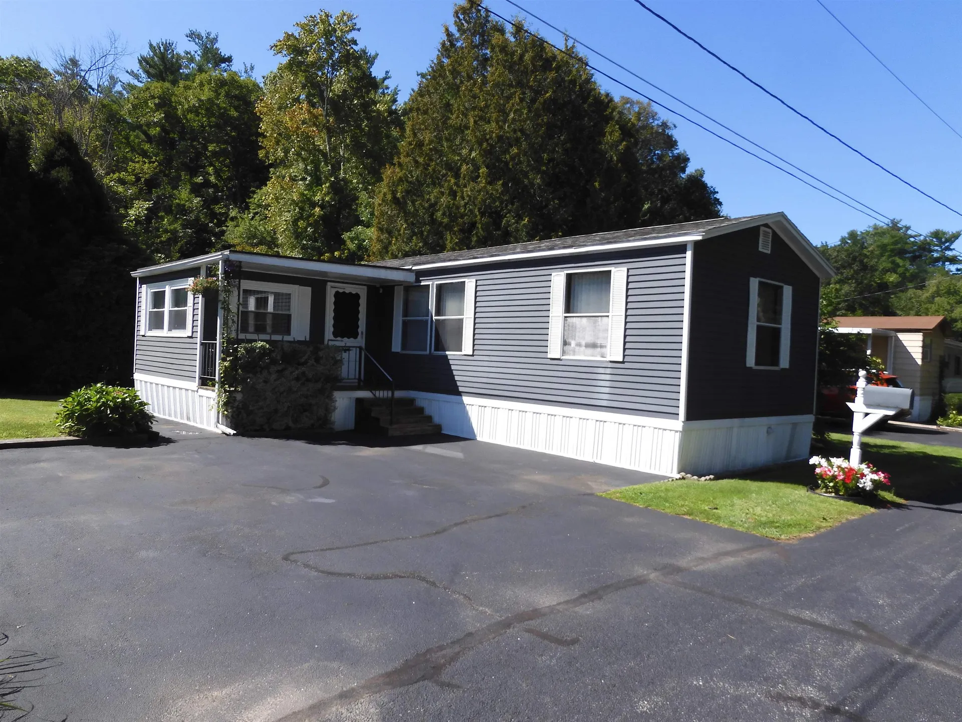 7 Trailerhome Drive Salem NH 03079