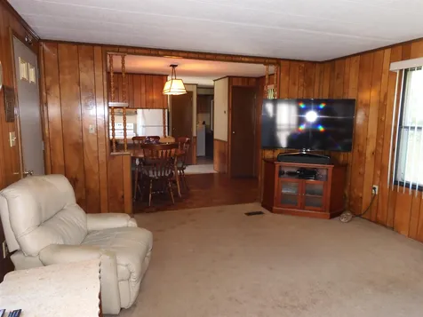 7 Trailerhome Drive Salem NH 03079