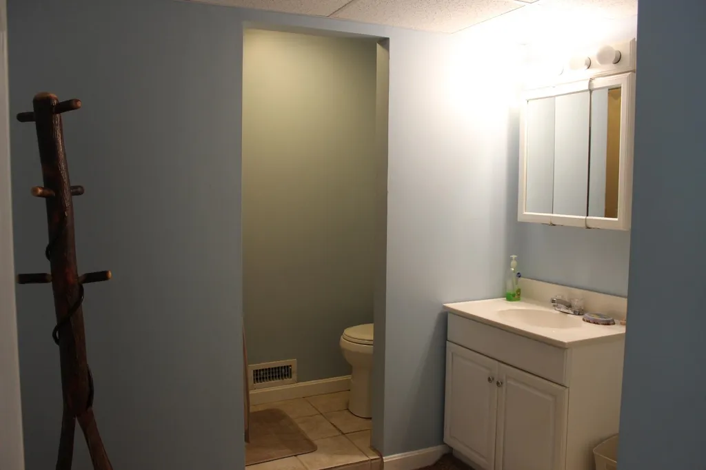 77 Eaton Avenue Meredith NH 03253