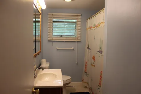 77 Eaton Avenue Meredith NH 03253