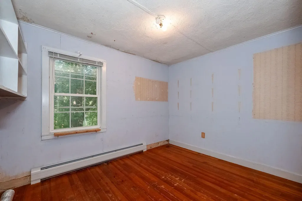 25 Macdougal Street Kittery ME 03904