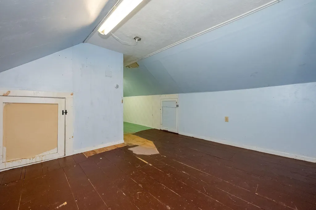 25 Macdougal Street Kittery ME 03904