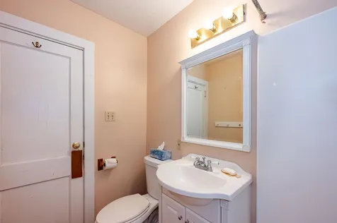 25 Macdougal Street Kittery ME 03904