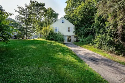 25 Macdougal Street Kittery ME 03904