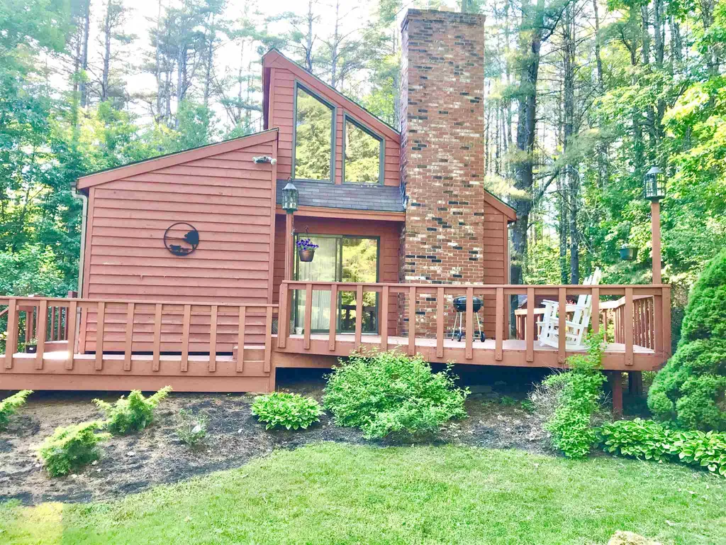 4 Kilgore Lane Hartford VT 05059
