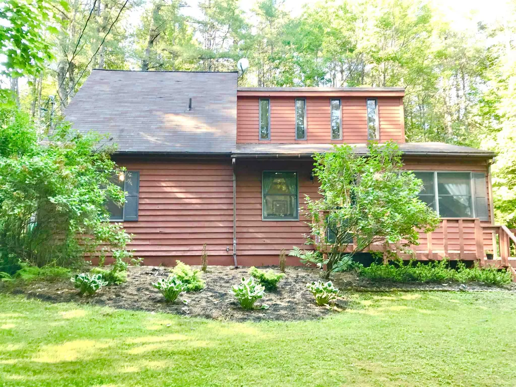 4 Kilgore Lane Hartford VT 05059