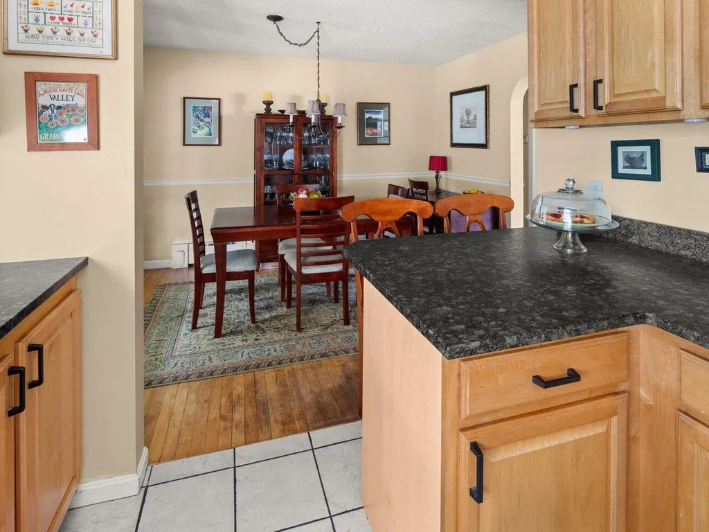 85 Birchcliff Parkway Burlington VT 05401