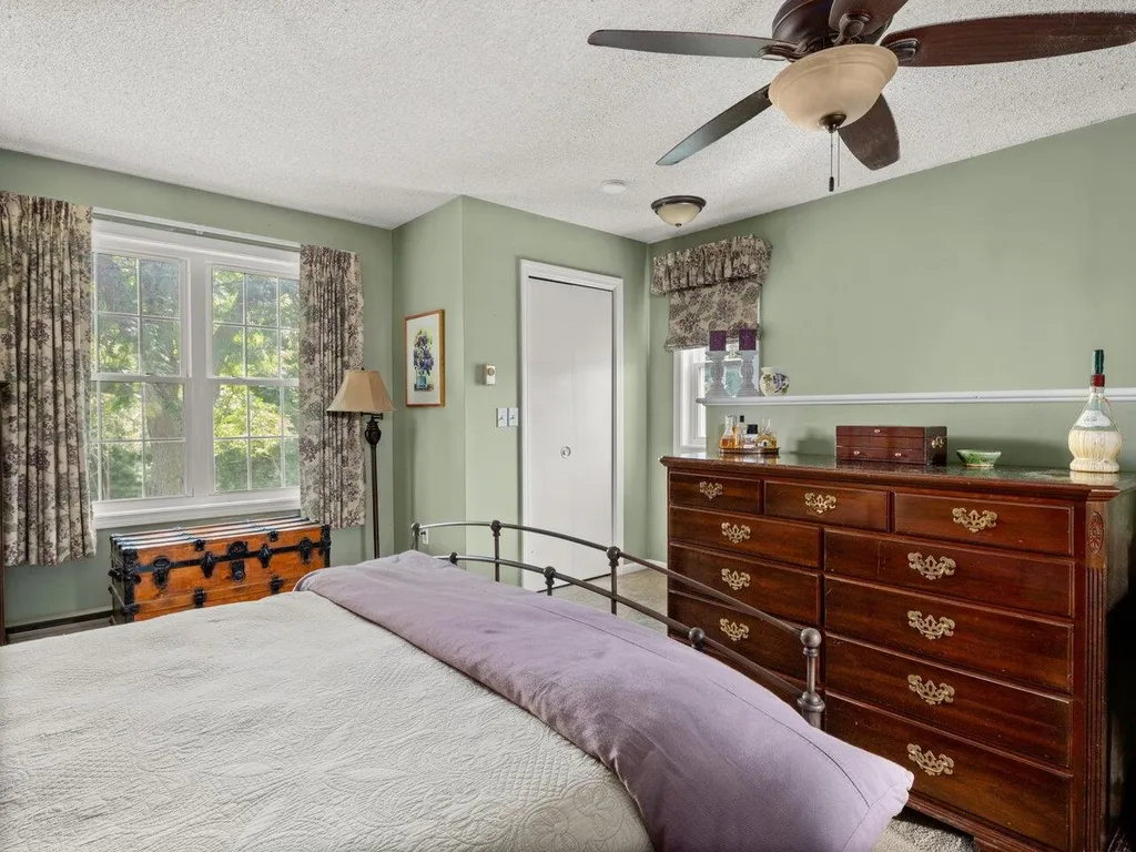 85 Birchcliff Parkway Burlington VT 05401
