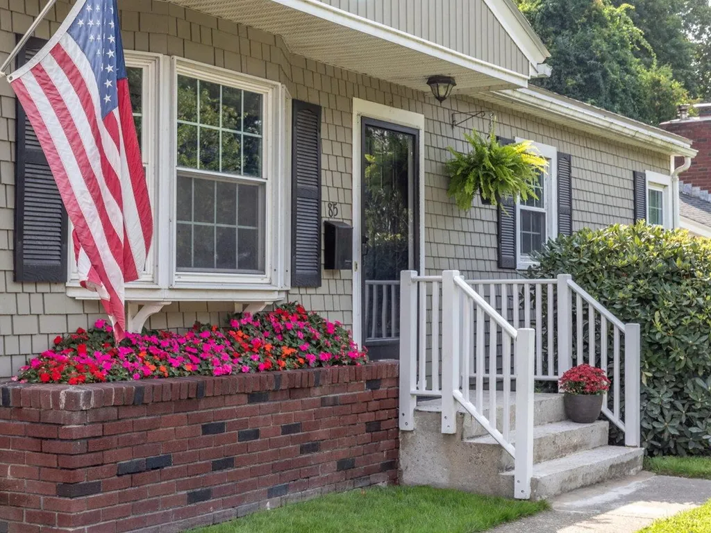 85 Birchcliff Parkway Burlington VT 05401