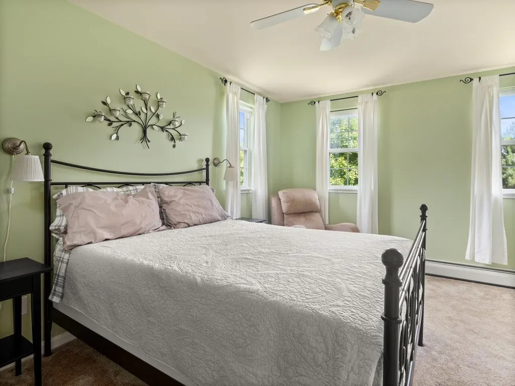 1 Pomfret Lane Essex VT 05452