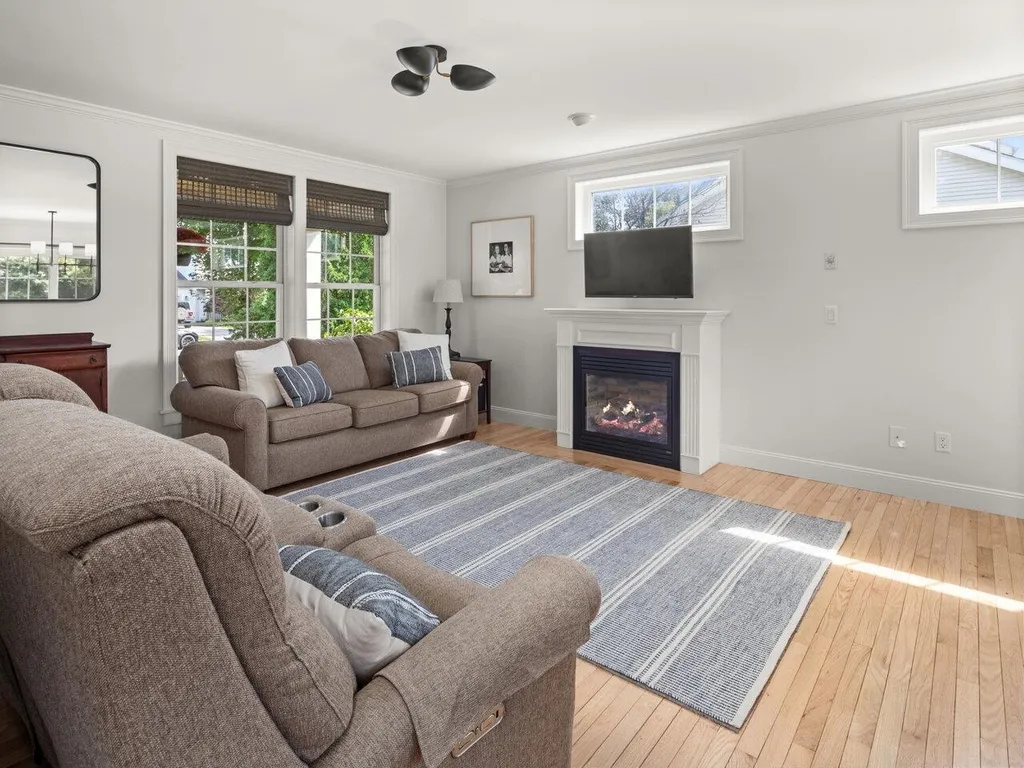 1 Pomfret Lane Essex VT 05452