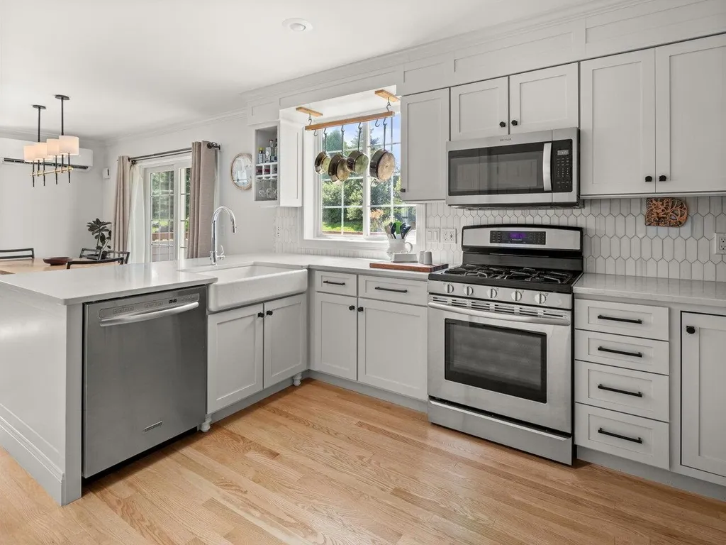 1 Pomfret Lane Essex VT 05452