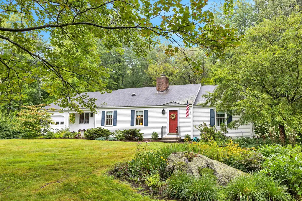 45 Blueberry Lane Peterborough NH 03458