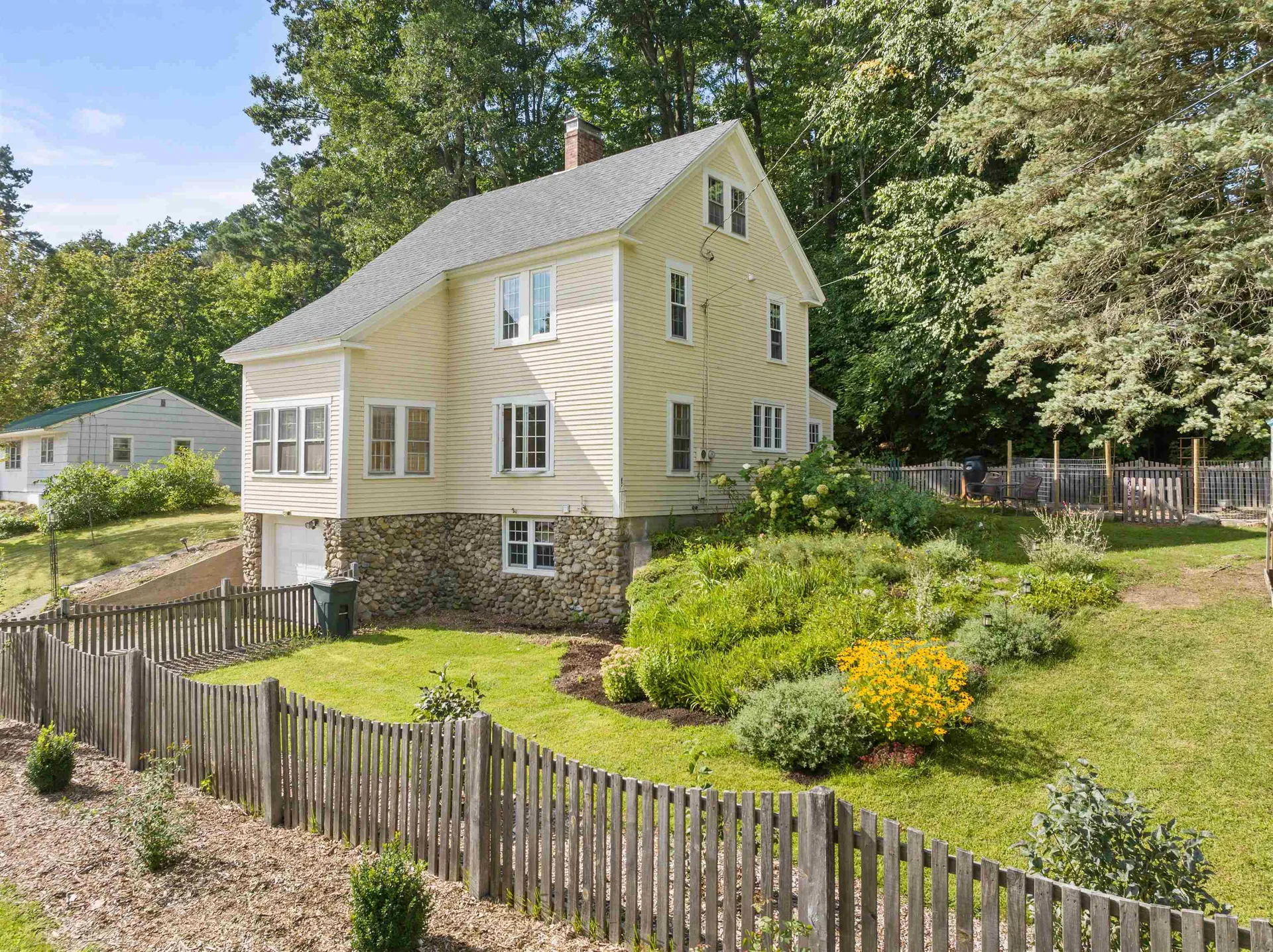 50 Woodland Avenue Laconia NH 03246