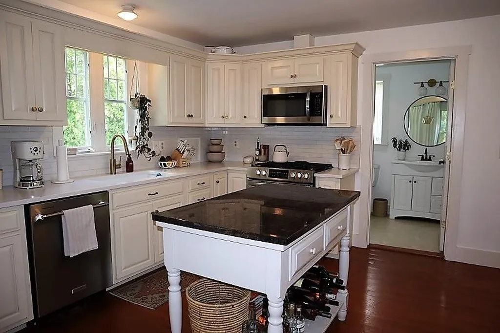 17 Niles Street Dover NH 03820