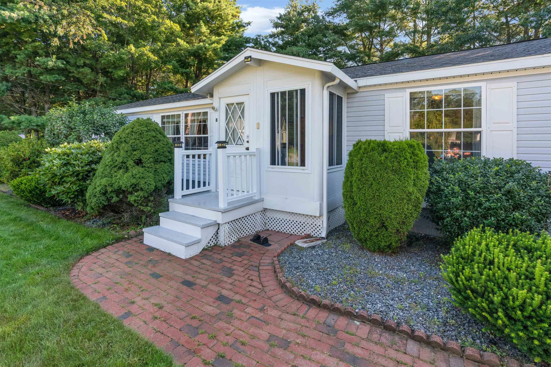 8 Butland Avenue Seabrook NH 03874