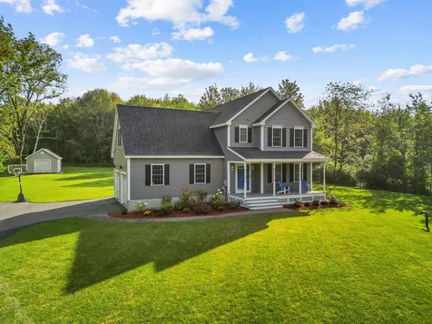 54 Lane Road Derry NH 03038