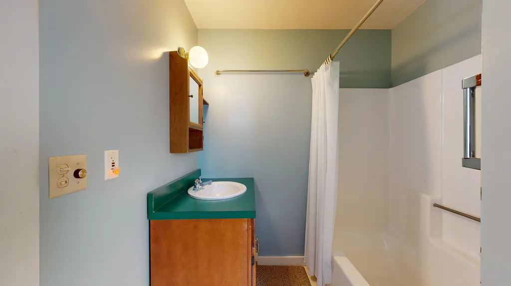 9 Chipman Heights Middlebury VT 05753