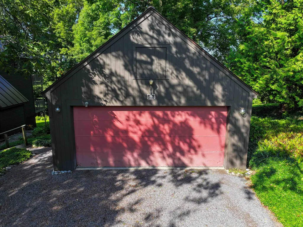 9 Chipman Heights Middlebury VT 05753