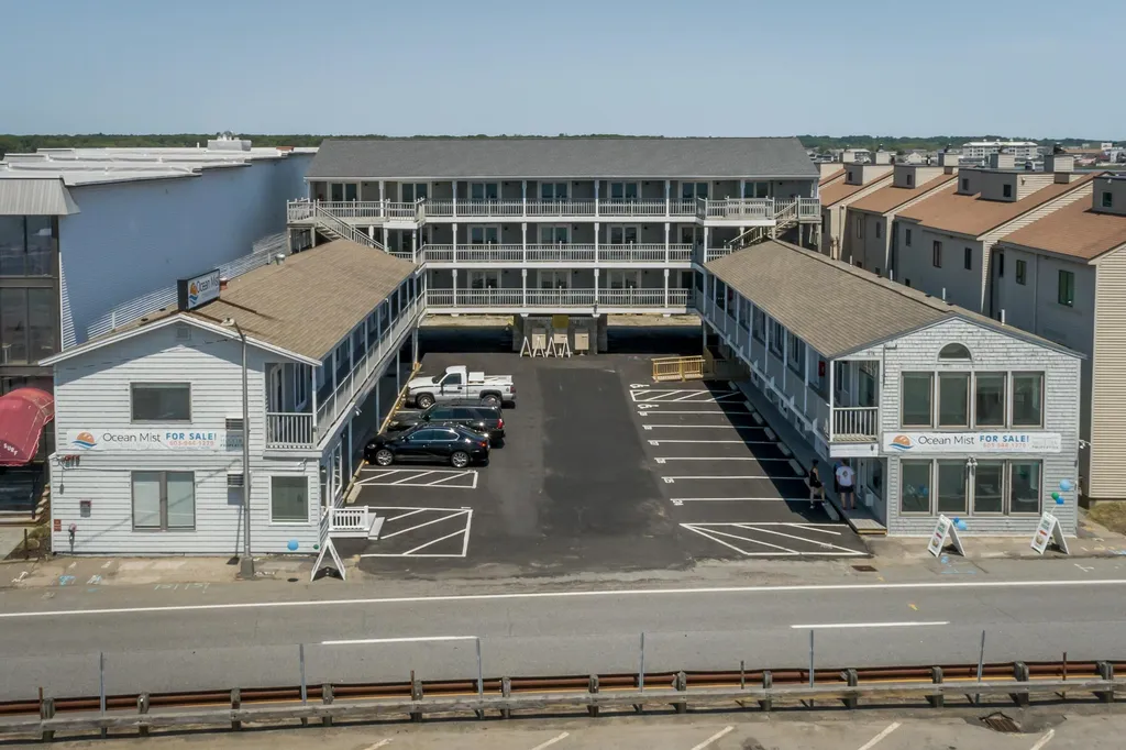 449 Ocean Boulevard Hampton NH 03842