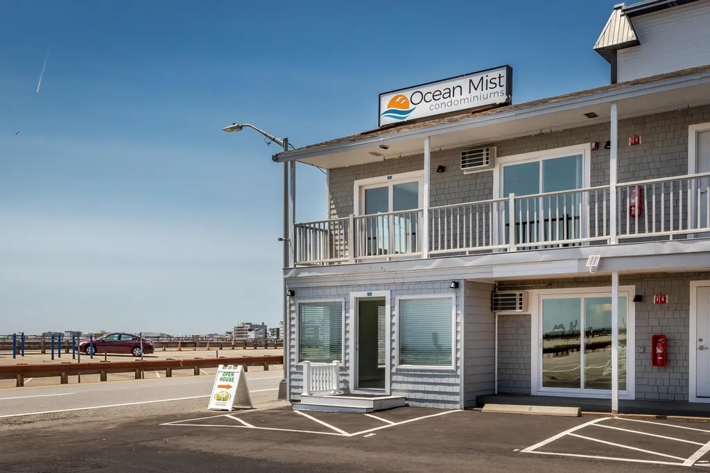 449 Ocean Boulevard Hampton NH 03842