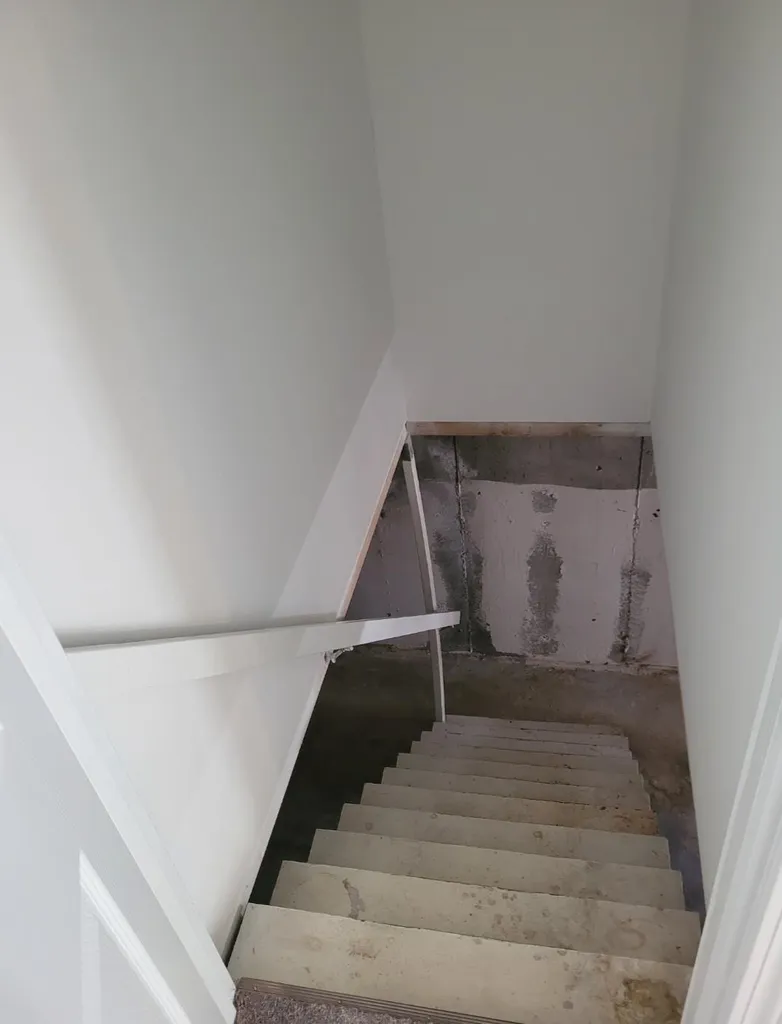 8 Peter Road Merrimack NH 03054