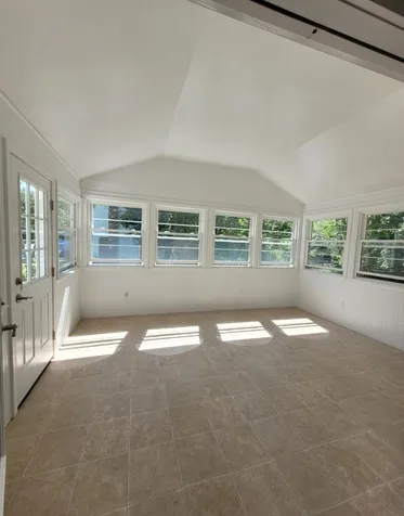 8 Peter Road Merrimack NH 03054