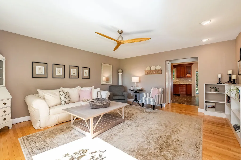 316 Ash Swamp Road Newmarket NH 03857